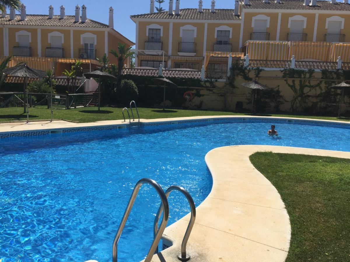 Adosado 4 En Islantilla Campo De Golf Сasa de vacaciones Lepe